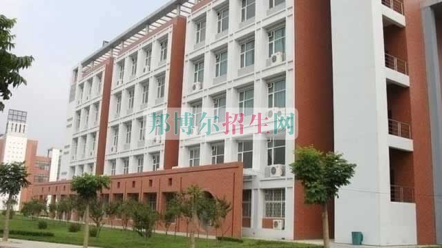 鄭州航空工業(yè)管理學(xué)院招生辦聯(lián)系電話(huà)