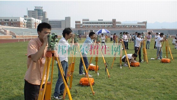 重慶建筑高級技工學校2016年報名條件、招生對象