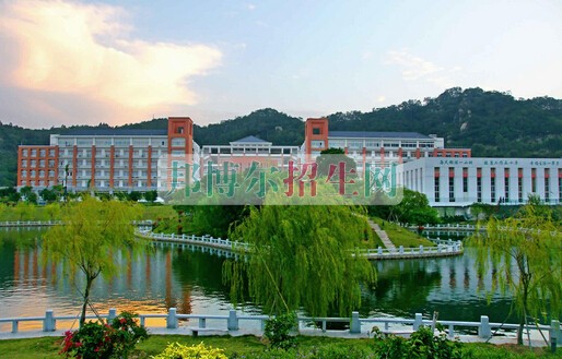 廈門醫學高等?？茖W校