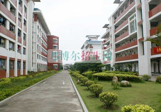 泉州醫學高等?？茖W校