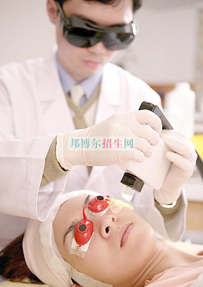 中專醫學美容都學什么