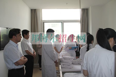 成都有哪些好的中醫學學校