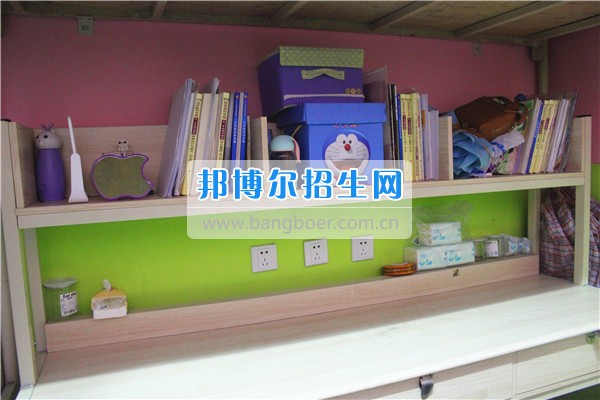 成都希望幼師學校是責任？更是一種愛！