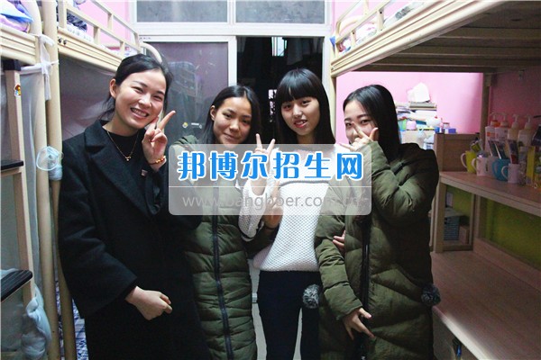 成都希望幼師學校是責任？更是一種愛！