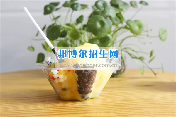 成都希望航空職業學校美味冷飲大曝光！據說，正數第三的是同學們最喜愛的冷飲！