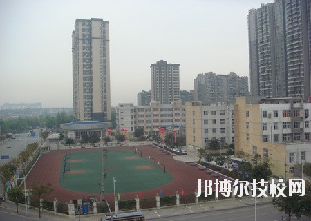 成都市青蘇職業中專學校5