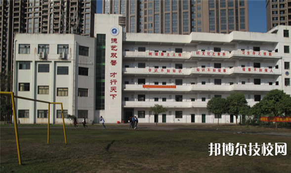 贛州應(yīng)用技術(shù)職業(yè)學(xué)校怎么樣、好不好