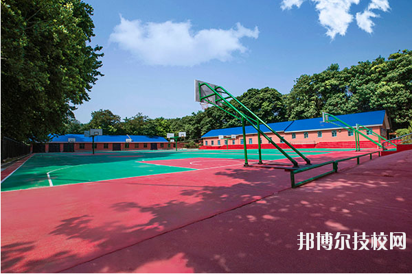 西安鐵道職業(yè)學(xué)校2020年報(bào)名條件、招生要求、招生對(duì)象