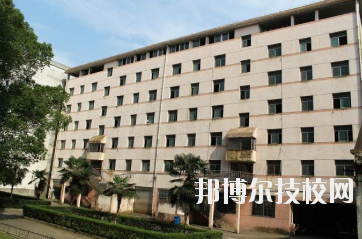 江西輕工業高級技工學校怎么樣、好不好