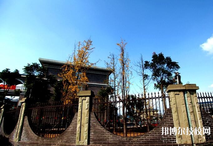 重慶財(cái)政學(xué)校2020年報(bào)名條件、招生要求、招生對(duì)象