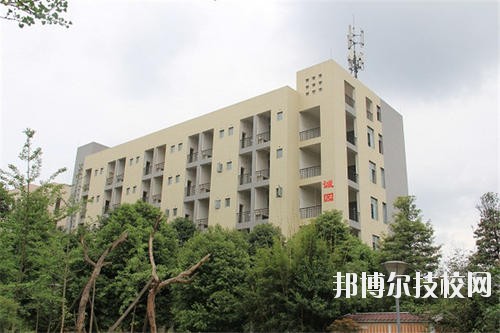 天府成人中等專業(yè)學(xué)校2020年報(bào)名條件、招生要求、招生對(duì)象
