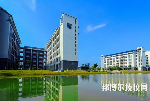 河源衛生學校2020年報名條件、招生要求、招生對象