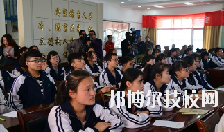 蘭州旅游職業(yè)學(xué)校2020年報(bào)名條件、招生要求、招生對(duì)象