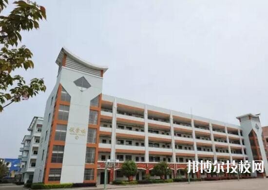 義烏城鎮(zhèn)職業(yè)技術(shù)學校2020年報名條件、招生要求、招生對象