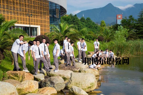 江西廬山旅游中等專業(yè)學(xué)校2020年報(bào)名條件、招生要求、招生對(duì)象