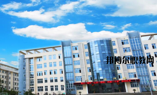 重慶墊江縣第一職業(yè)中學(xué)校怎么樣、好不好