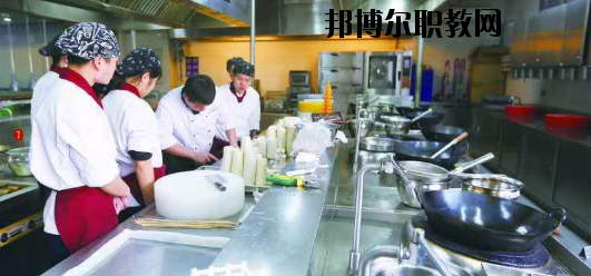 白銀工業(yè)學(xué)校2020年報(bào)名條件、招生要求、招生對(duì)象