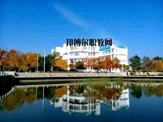 利川民族中等職業(yè)技術(shù)學校2020年報名條件、招生要求、招生對象