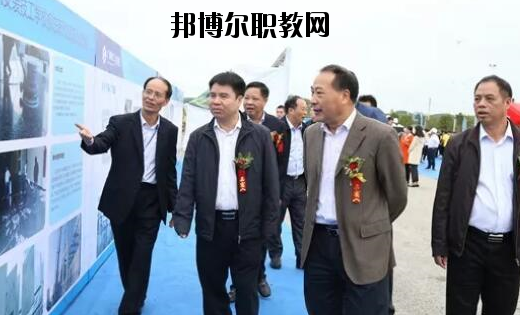 廣西建工建筑安裝技工學(xué)校2020年報名條件、招生要求、招生對象