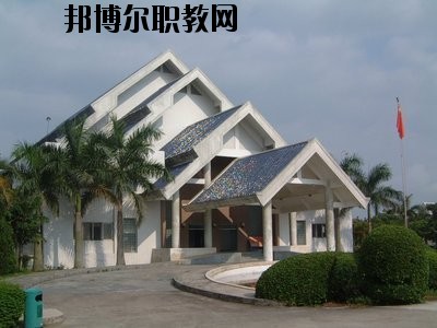 曲靖羅平職業技術學校2020年報名條件、招生要求、招生對象