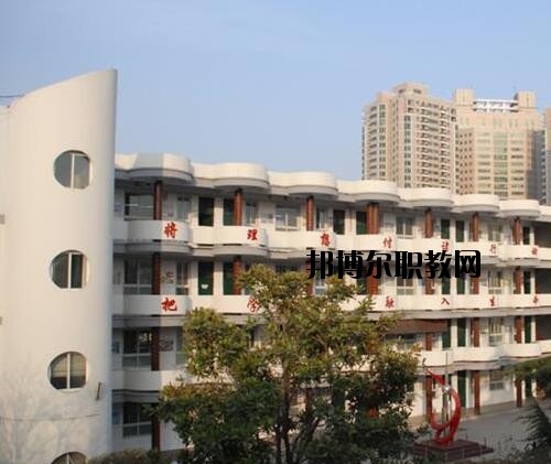 鄭州信息技術(shù)學(xué)校2021年報(bào)名條件、招生對象