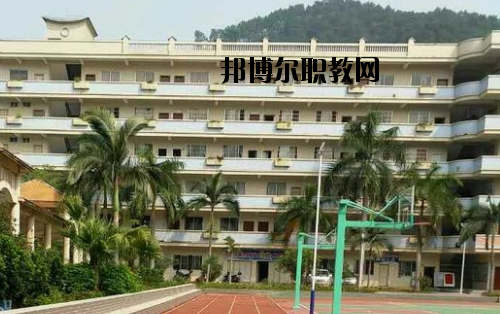 梧州西南中等專業學校怎么樣、好不好