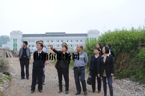 施秉縣中等職業(yè)技術(shù)學(xué)校2020年報名條件、招生要求
