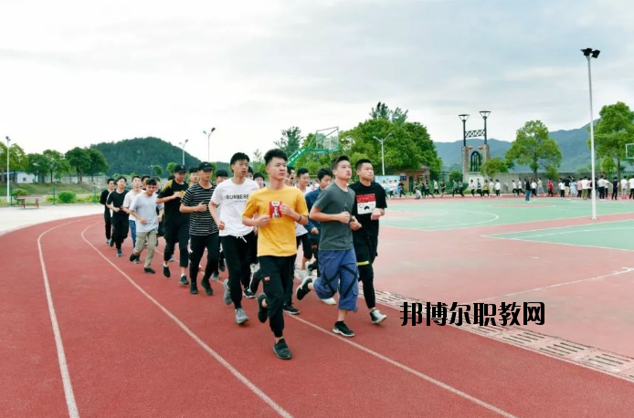 九江廬山西海藝術學校2020年報名條件、招生要求、招生對象