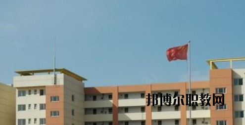 承德華中管理中專學校2020年報名條件、招生要求、招生對象 