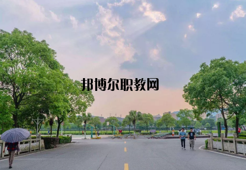 新余新興產業工程學校怎么樣、好不好