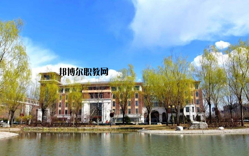 京山衛(wèi)生學(xué)校2020年報(bào)名條件、招生要求、招生對(duì)象