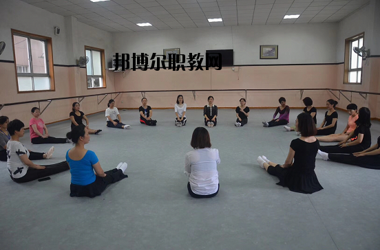 南昌青山湖區(qū)職業(yè)技術(shù)學(xué)校2020年報(bào)名條件、招生要求、招生對(duì)象 