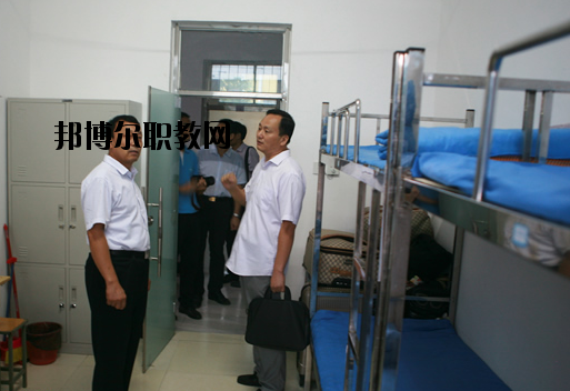 鄭州外資企業(yè)管理中等專(zhuān)業(yè)學(xué)校2021年宿舍條件