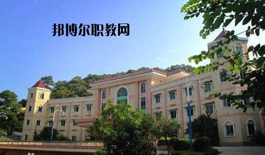 許昌技術經(jīng)濟學校2021年報名條件、招生要求、招生對象