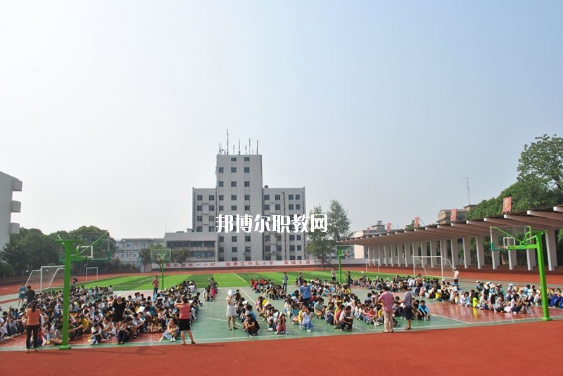 淮陽(yáng)職業(yè)中等專(zhuān)業(yè)學(xué)校2021年招生辦聯(lián)系電話