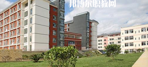 黔南民族職業(yè)技術(shù)學(xué)院(中職部)2020年報(bào)名條件、招生要求、招生對(duì)象