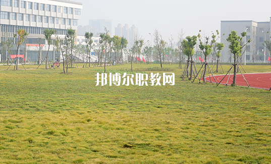 安徽蚌埠技師學院2020年學費、收費多少