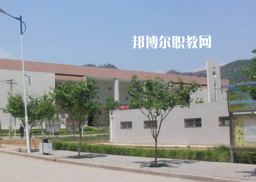 甘肅恒利中等專業學校