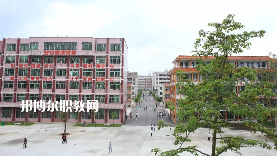 高州第一職業(yè)技術(shù)學(xué)校2020年報(bào)名條件、招生要求、招生對象