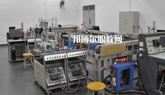 深圳第二高級技工學(xué)校2020年報名條件、招生要求、招生對象
