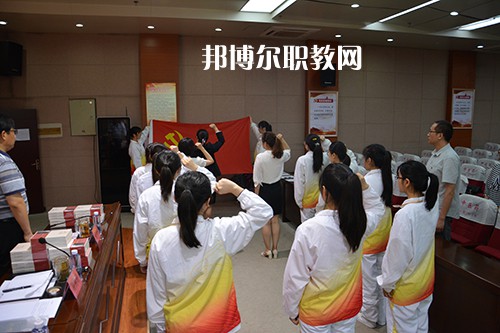 連云港中醫(yī)藥高等職業(yè)技術學校2021年招生錄取分數線