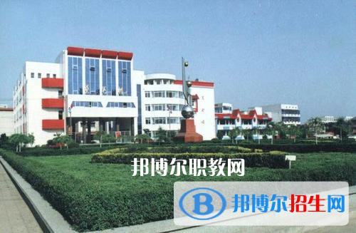 潢川幼兒師范學校2021年報名條件、招生要求、招生對象