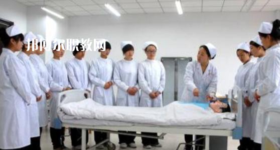 曲靖衛(wèi)生學校2021年報名條件、招生要求、招生對象