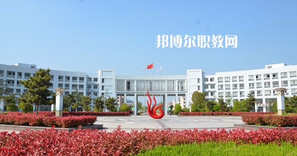 江蘇省宿遷中等專(zhuān)業(yè)學(xué)校2022年學(xué)費(fèi)、收費(fèi)多少