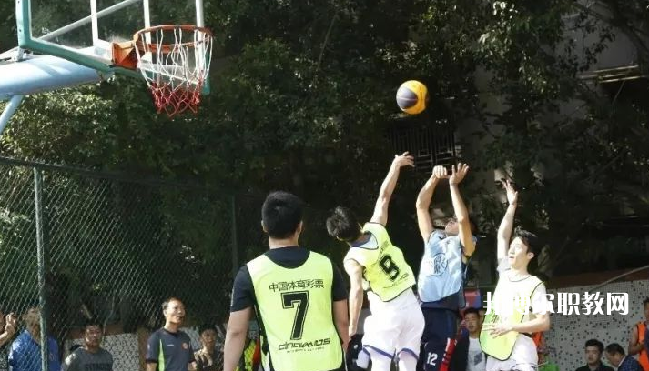 揭陽(yáng)體育運(yùn)動(dòng)學(xué)校2022年報(bào)名條件、招生要求、招生對(duì)象