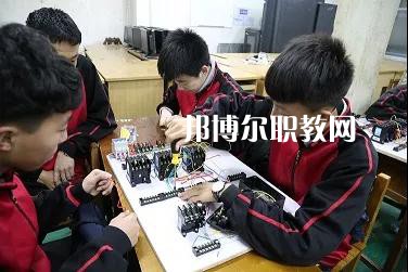咸陽(yáng)中鐵工程職業(yè)技術(shù)學(xué)校2022年報(bào)名條件、招生要求、招生對(duì)象