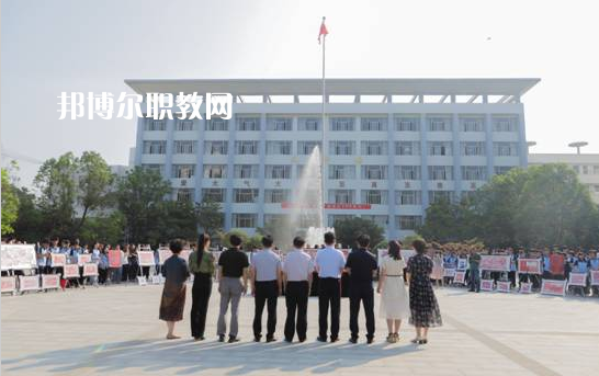 江蘇徐州經(jīng)貿高等職業(yè)學校2022年招生辦聯(lián)系電話