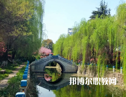 常州市工貿(mào)高級(jí)技工學(xué)校2022年報(bào)名條件、招生要求、招生對(duì)象