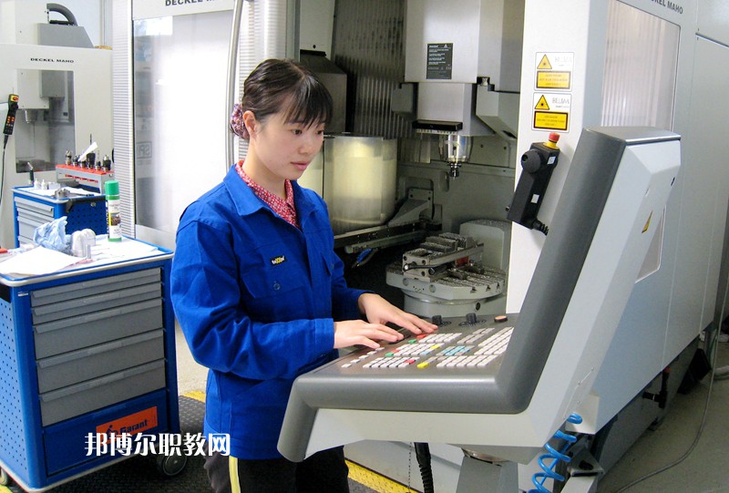 石家莊新世紀(jì)中等專業(yè)學(xué)校2022年報(bào)名條件、招生要求、招生對(duì)象