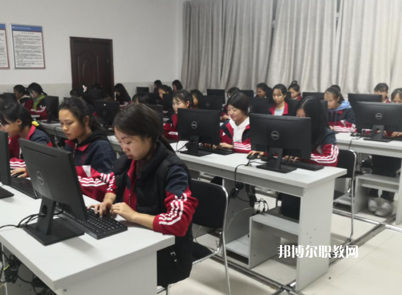六枝特區(qū)職業(yè)技術(shù)學(xué)校2022年學(xué)費、收費多少